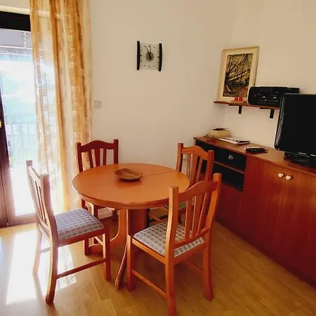 Apartman Makin By El-pi Tours
