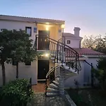 Makin By El-pi Tours Apartamento