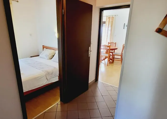 Appartement Makin By El-pi Tours Njivice